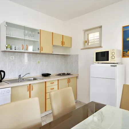 Apartments Goranka Murter Exterior photo