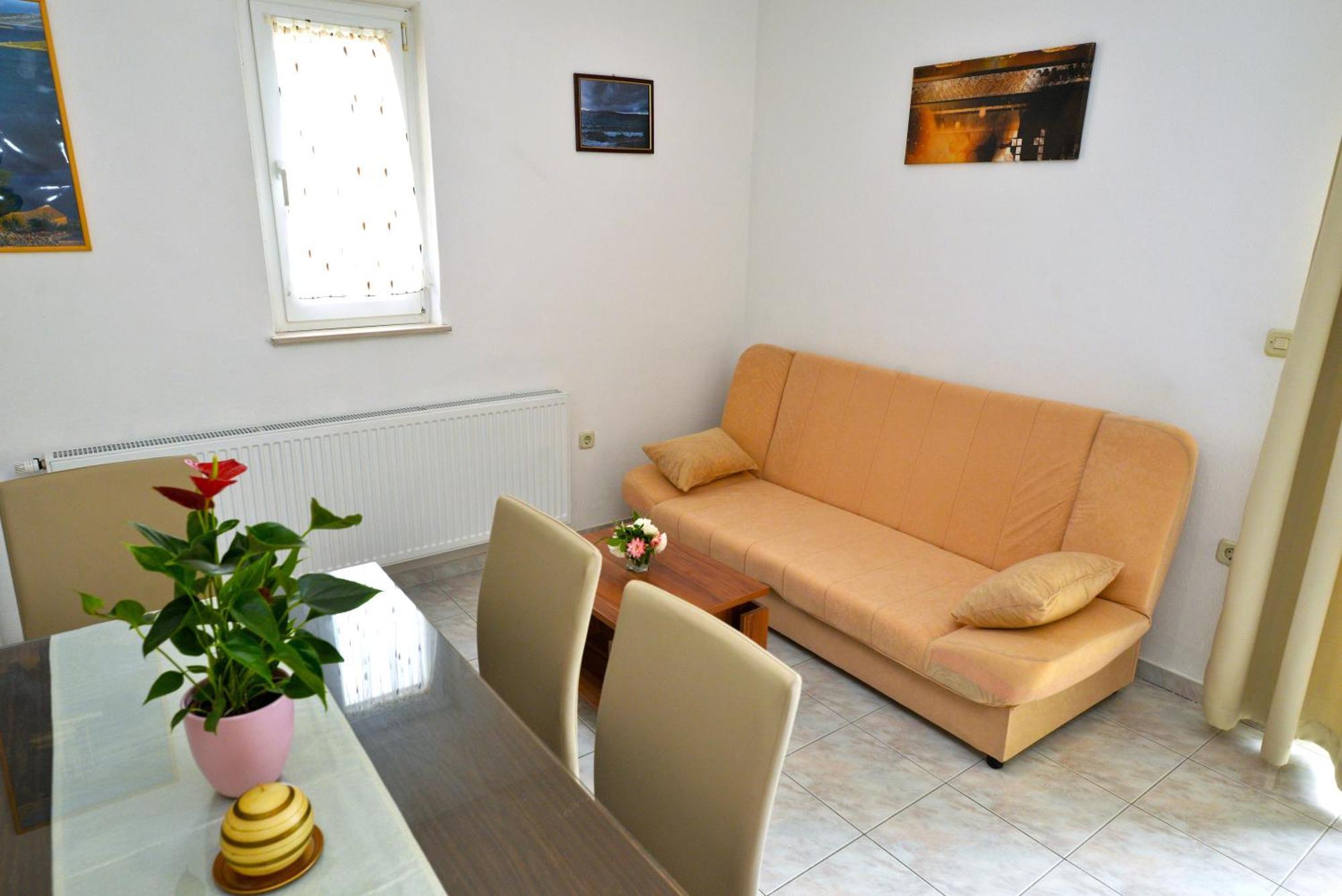 Goranka Apartment *
