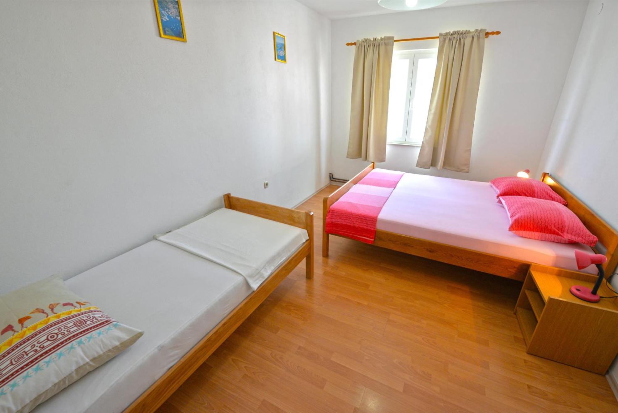 Apartment Goranka *