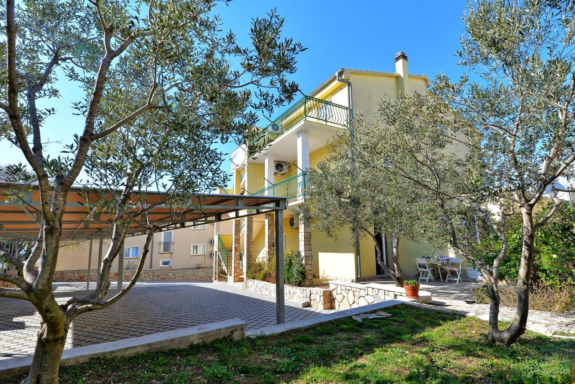 Apartment Goranka *